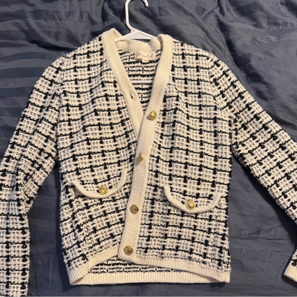 Classy cardigan